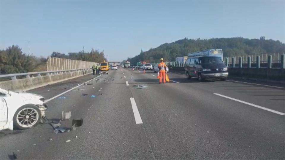 國3大山段上午死亡車禍！　自撞護欄駕駛噴飛還被自己車輾死