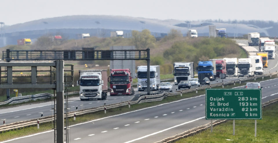 <p>La mayoría de las autopistas en Croacia son de peaje con cabinas en las que se paga en tarjeta o efectivo. El precio depende los kilómetros recorridos y de la altura, el peso y el número de ejes del vehículo. (Foto: Denis Lovrovic / AFP / Getty Images).</p> 