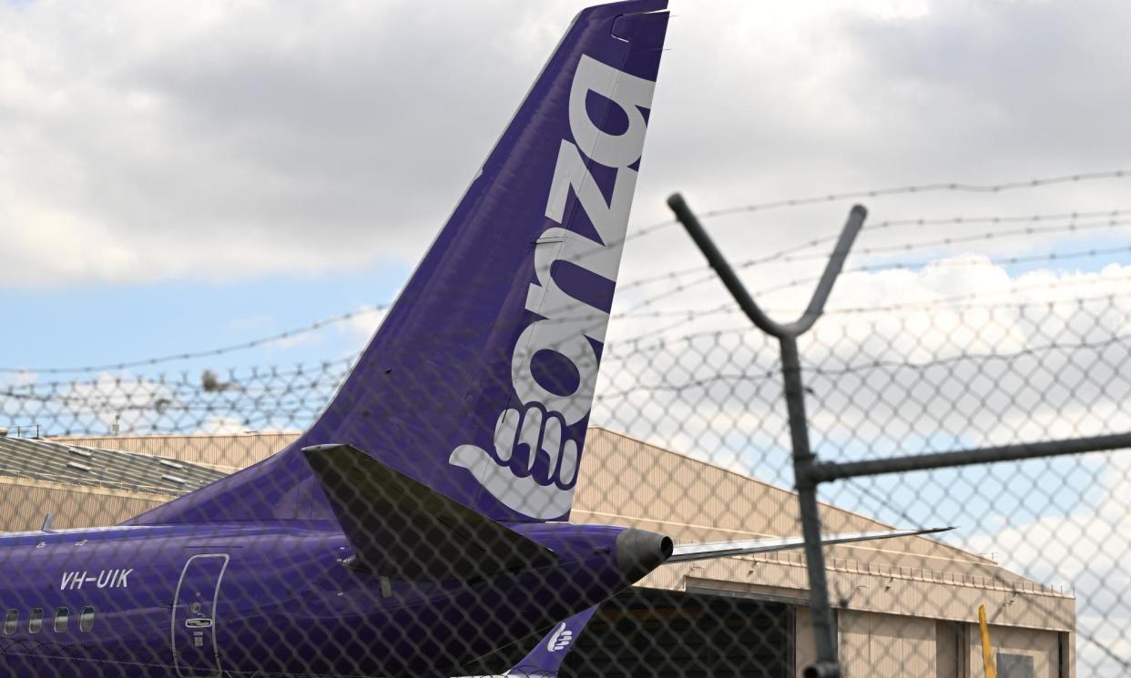 <span>A Bonza 737 Max aircraft in Melbourne. Administrators for the grounded airline are pinning their hopes on financial support from the Queensland government. </span><span>Photograph: Joel Carrett/AAP</span>