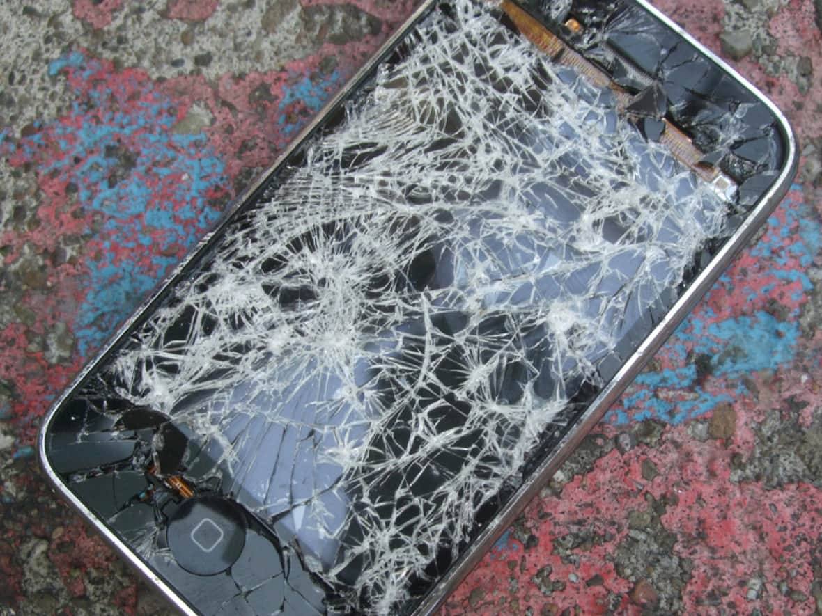 A right-to-repair law would make it easier for consumers to fix everything from electronic devices to toasters themselves. (Andrew Mager - image credit)