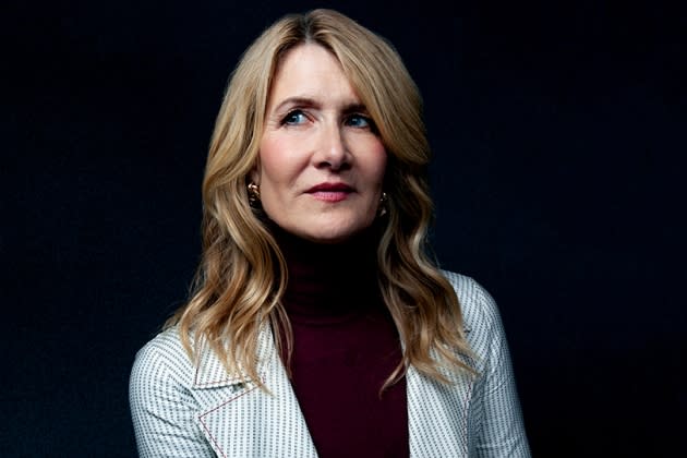 “Not Safe”: Jurassic World Dominion Star Laura Dern Supports School ...