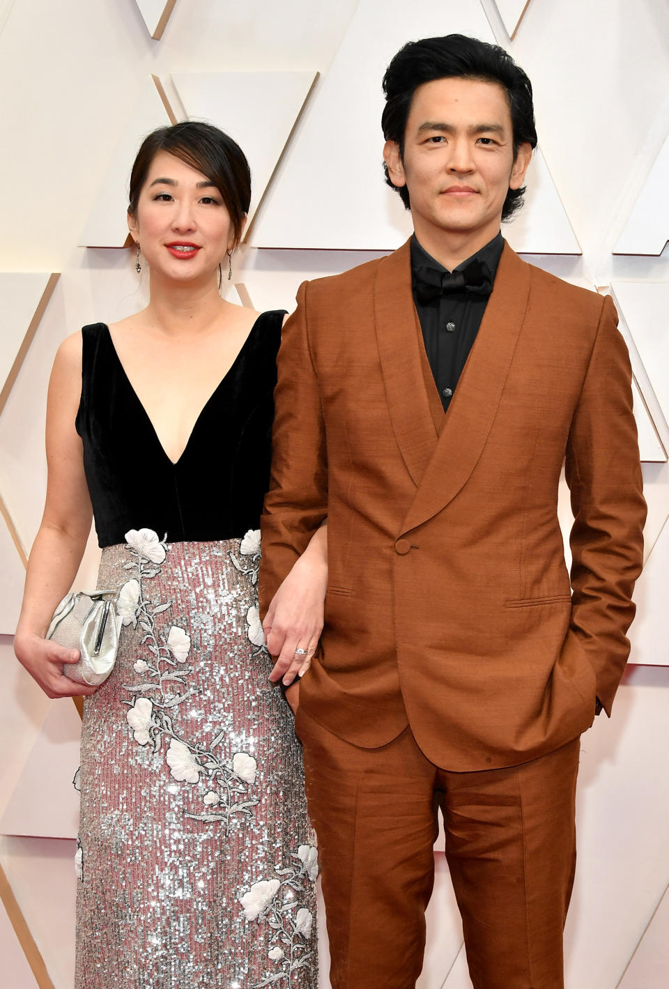 HOLLYWOOD, CALIFORNIA - FEBRUARY 09: (L-R) Kerri Higuchi and John Cho attend the 92nd Annual Academy Awards at Hollywood and Highland on February 09, 2020 in Hollywood, California. (Photo by Amy Sussman/Getty Images)