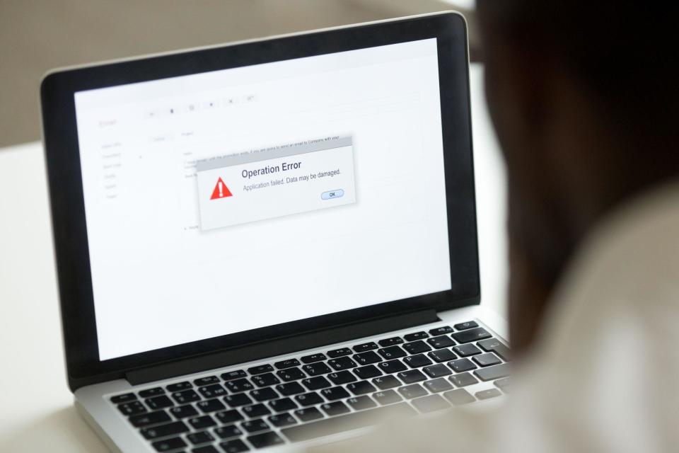 La pantalla de un portátil con un mensaje de "error"
