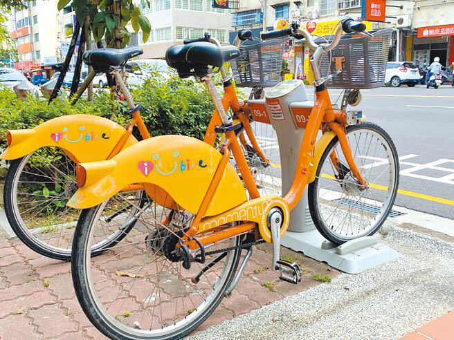 台中iBike 1.0昨天正式退場，車輛只能還不能借。（張亦惠攝）