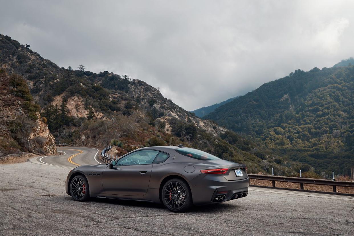 2024 maserati granturismo trofeo