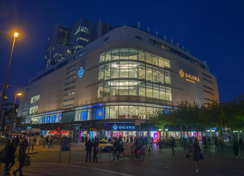 So sieht das Kaufhaus Galeria auf der Frankfurter Zeil an der Hauptwache nach der Wieder-Eröffnung aus 