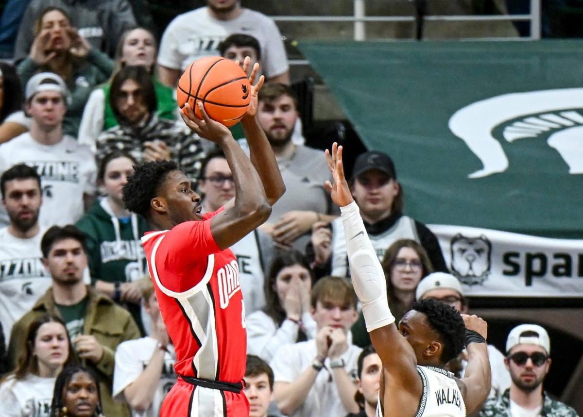 Ohio State's Dale Bonner hits wild buzzer-beater to lift Buckeyes