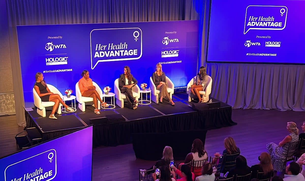 Madison Keys and Sloane Stephens (left) took part in the Her Health Advantage event (WTA)