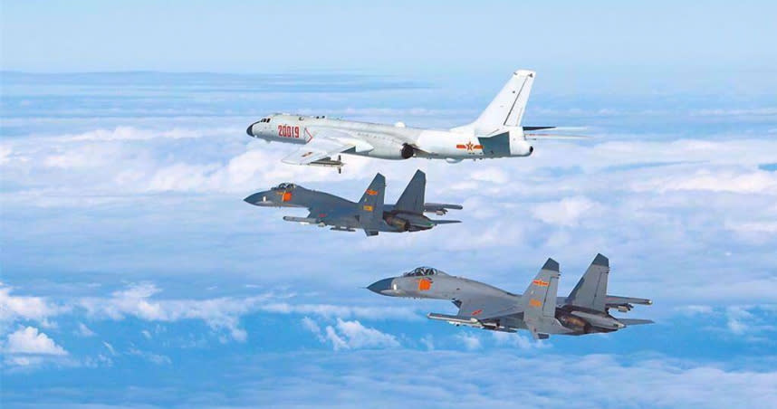 圖為中共空軍多型戰機進行遠海訓練。（圖／新華社）