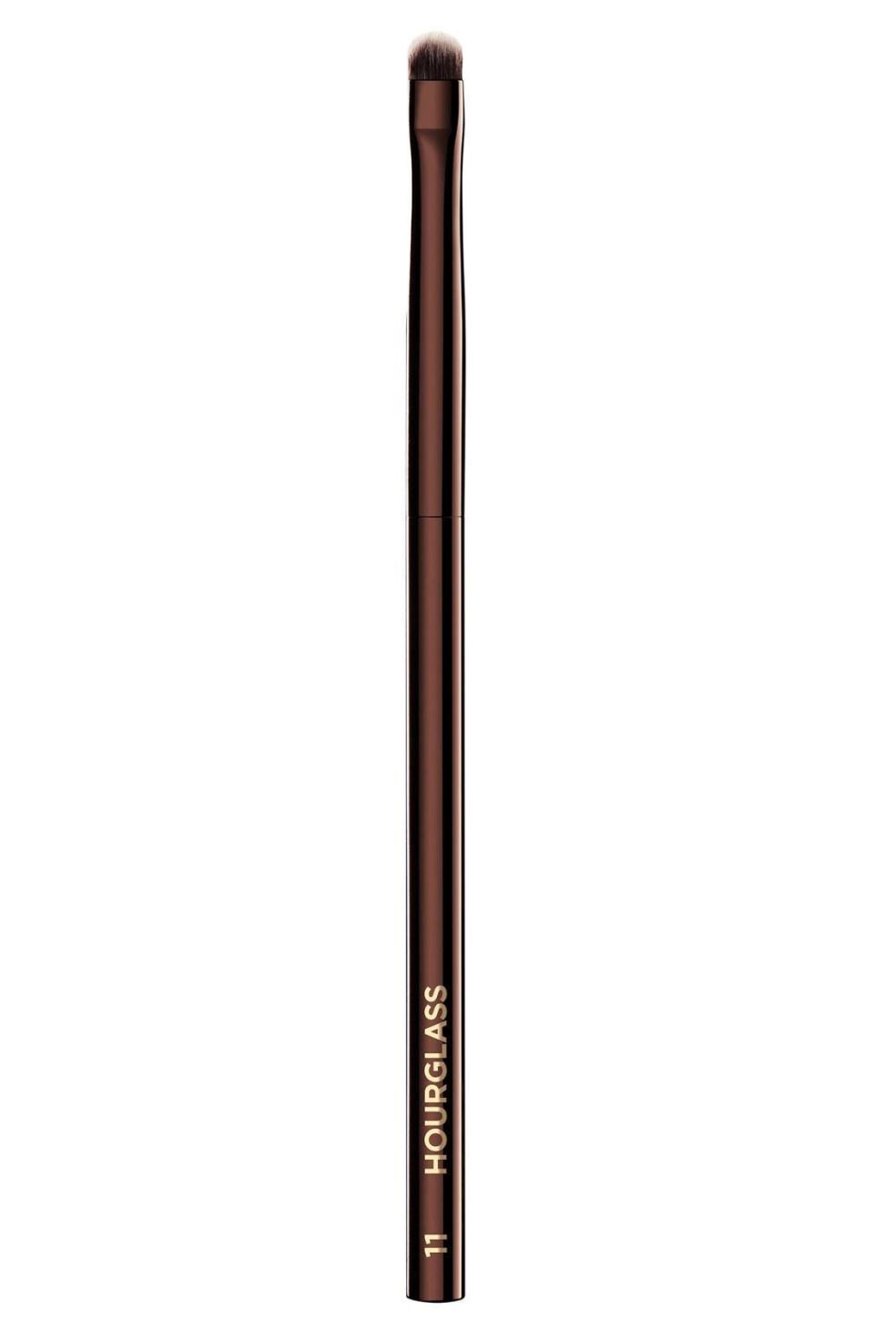 <p>Hourglass No. 11 Smudge Brush</p><p>$39.00</p><p><a href="https://go.redirectingat.com?id=74968X1596630&url=https%3A%2F%2Fwww.ulta.com%2Fp%2Fn-11-smudge-brush-pimprod2020436&sref=https%3A%2F%2Fwww.cosmopolitan.com%2Fstyle-beauty%2Fbeauty%2Fhow-to%2Fa40310%2Fmakeup-brushes-how-to%2F" rel="nofollow noopener" target="_blank" data-ylk="slk:Shop Now;elm:context_link;itc:0;sec:content-canvas" class="link ">Shop Now</a></p>