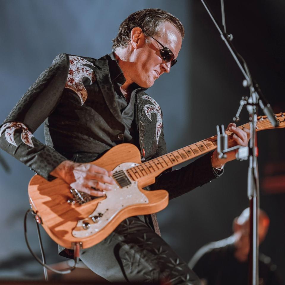 Joe Bonamassa returns to Pittsburgh.