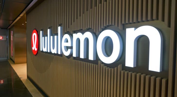 Does Mirror Acquisition Make LULU Stock a Buy Again?