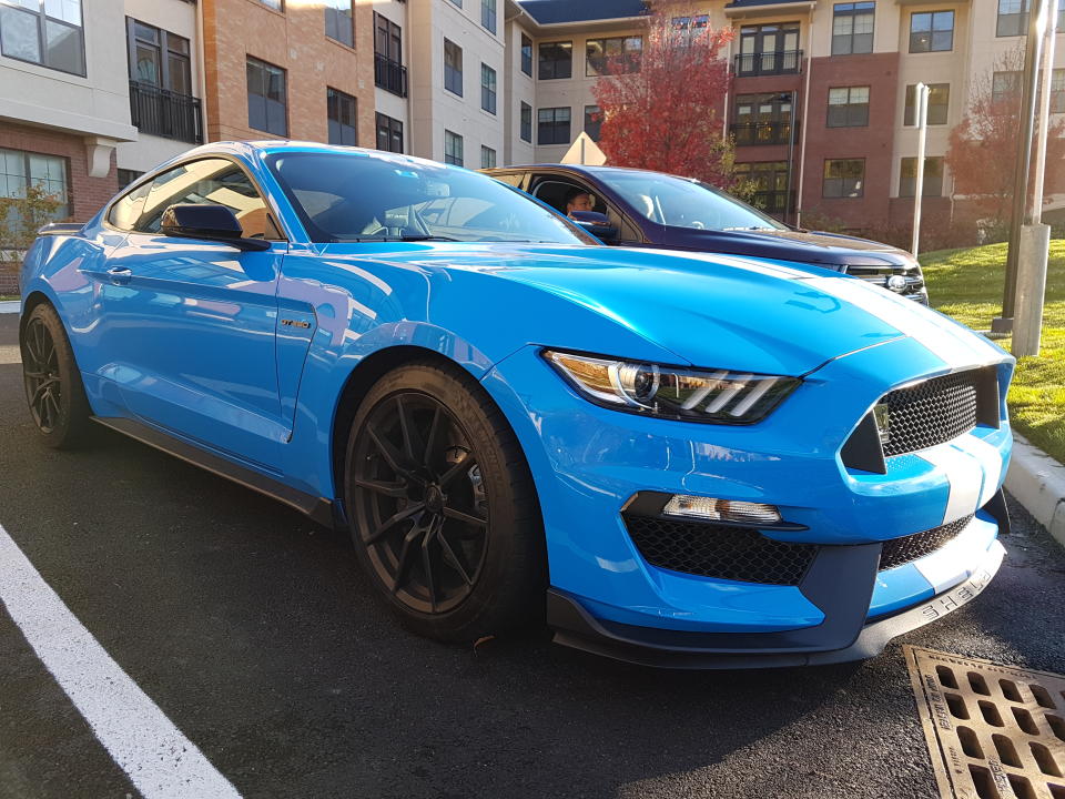 2017 Ford Shelby GT350 in Grabber Blue (Credit: Pras Subramanian)