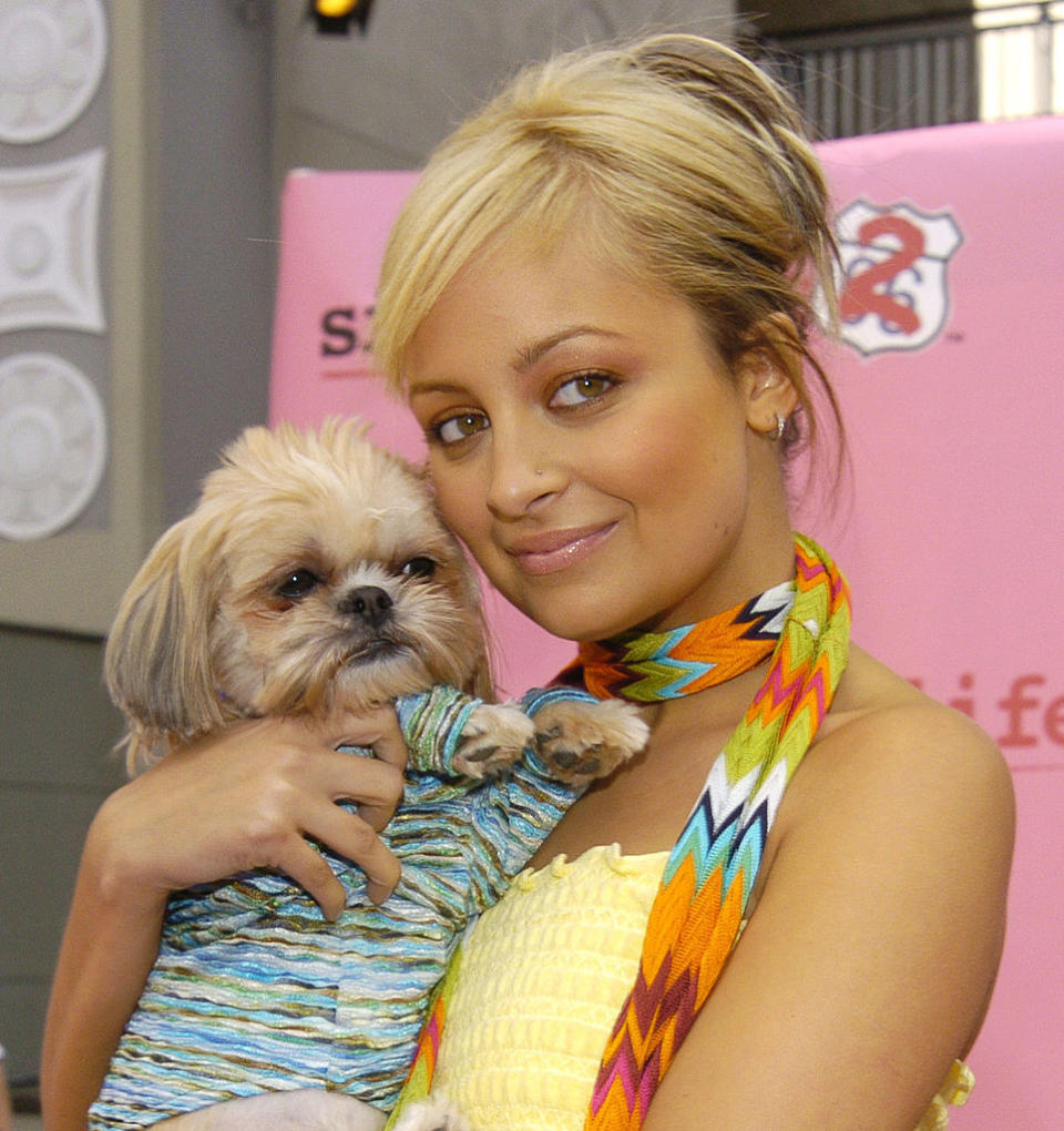 Nicole Richie and her dog Honey Child during "The Simple Life 2"