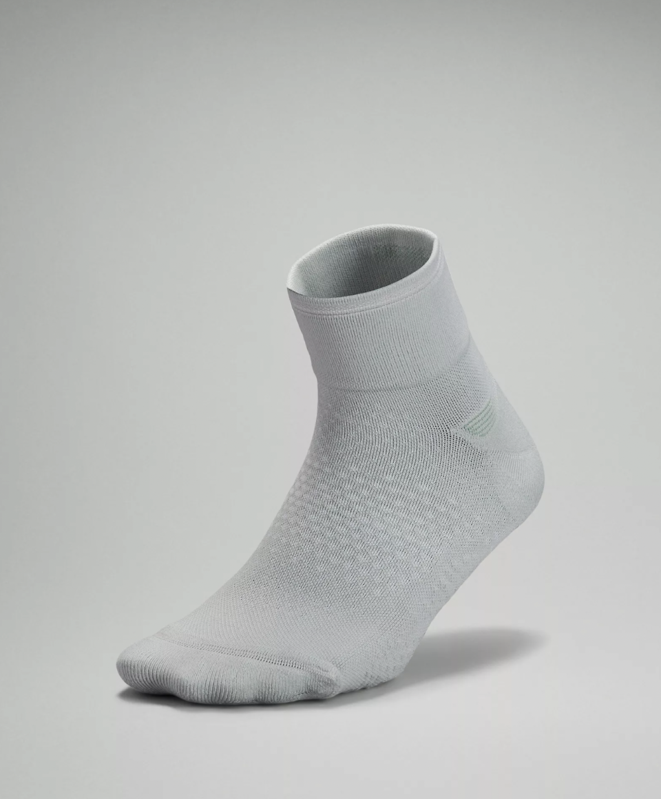 MacroPillow Ankle Running Sock (Photo via Lululemon)