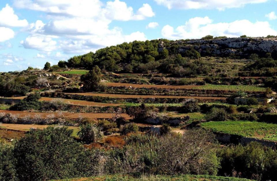 Vista de las afueras de la ciudad de Bidnija, en Malta.