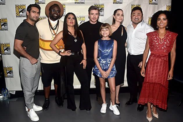 Kumail Nanjiani, Brian Tyree Henry, Salma Hayek, Richard Madden, Lia McHugh, Angelina Jolie, Don Lee et Lauren Ridloff