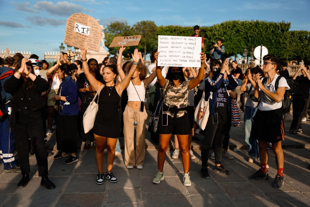 People demonstrate in Concorde in Paris (Getty Images)