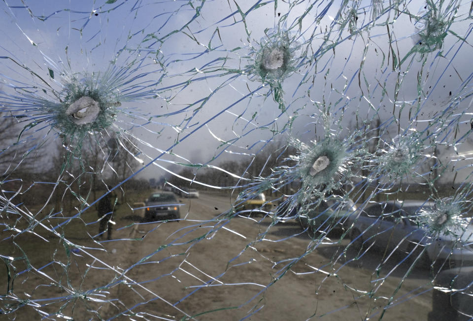 MARIUPOL, UKRAINE - MARCH 20: A broken glass is seen as civilians trapped in Mariupol city under Russian attacks, are evacuated in groups under the control of pro-Russian separatists, through other cities, in Mariupol, Ukraine on March 20, 2022. (Photo by Stringer/Anadolu Agency via Getty Images)