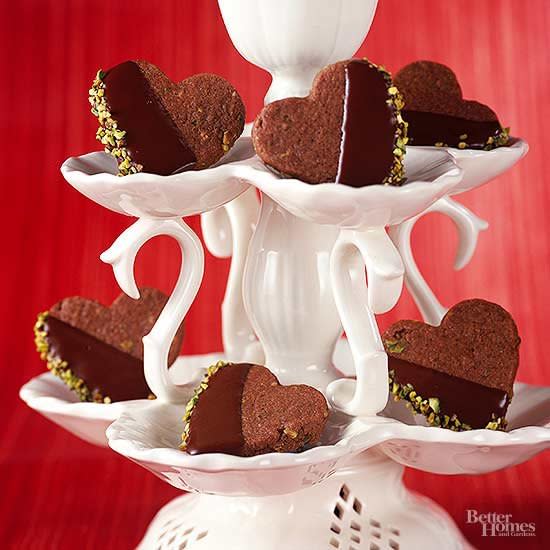 Sweeten your Valentine's Day with a scrumptious, romantic, or heart-shape dessert recipe. Whether your sweetie likes rich chocolate desserts, berry pies, or creme brulee, you're sure to win hearts with a delicious Valentine's Day dessert.