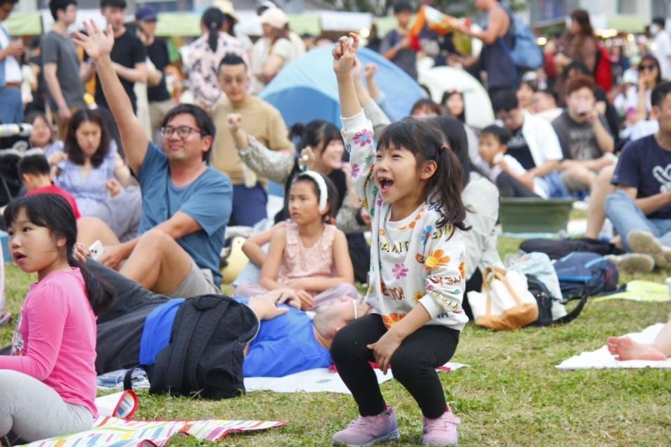 《圖說》新北春紛節也吸引許多小朋友一起參與。〈高灘處提供〉