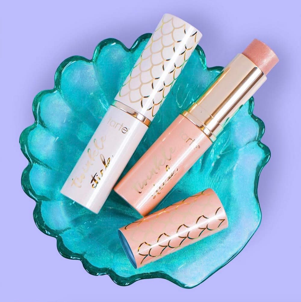 Tarte Cosmetics has answered all our highlighter prayers with the release of their new Twinkle highlighter sticks