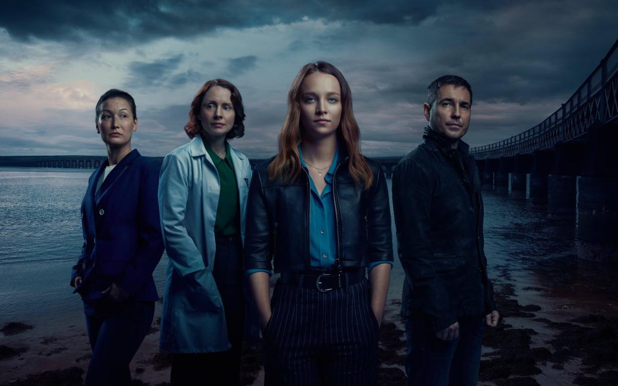 Jennifer Spence, Laura Fraser, Molly Windsor and Martin Compston star in Traces - UKTV