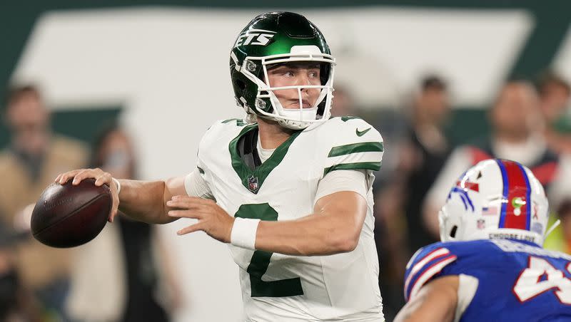 New York Jets quarterback Zach Wilson (2) passes against the Buffalo Bills during the first quarter of an NFL football game, Monday, Sept. 11, 2023, in East Rutherford, N.J. 