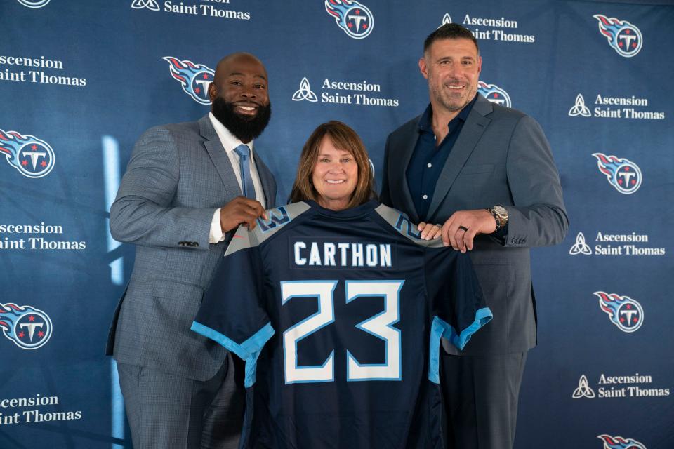 Tennessee Titans new general manager Ran Carthon poses with controlling owner Amy Adams Strunk and head coach Mike Vrabel during a press conference announcing Carthon's hiring at Ascension Saint Thomas Sports Park Friday, Jan. 20, 2023, in Nashville, Tenn. 