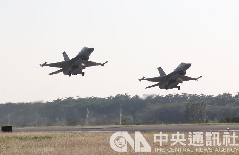 空軍：軍購66架F-16V將組新聯隊駐防台東。（中央社檔案照）