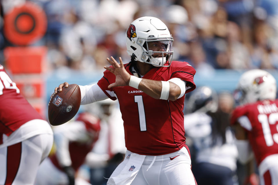 Arizona Cardinals quarterback Kyler Murray (1) 