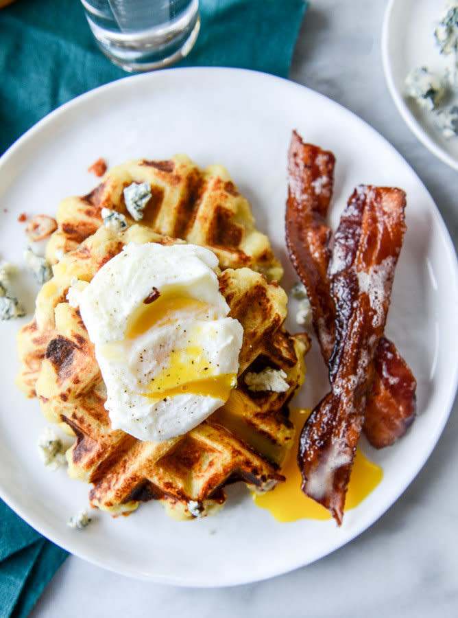 <strong>Get the <a href="http://www.howsweeteats.com/2015/11/bacon-blue-cheese-mashed-potato-waffles/" target="_blank">Bacon Blue Cheese Mashed Potato Waffles recipe</a>&nbsp;from How Sweet It Is</strong>