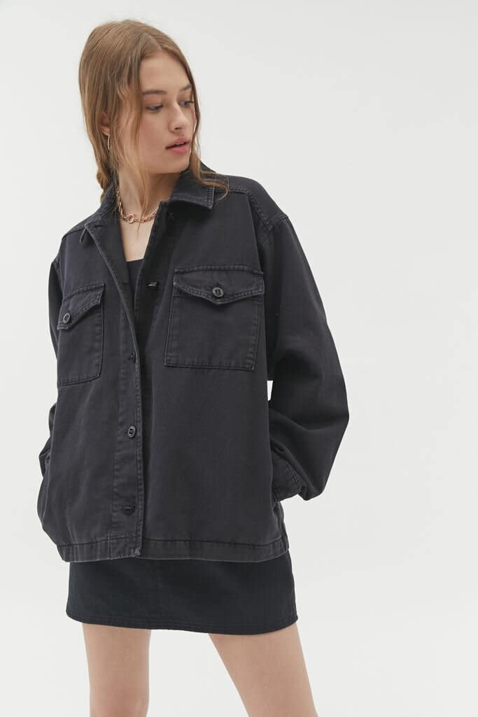 This jacket comes in sizes XS to L. <a href="https://fave.co/2G45Teh" target="_blank" rel="noopener noreferrer">Find it for $40 at Urban Outfitters</a>.