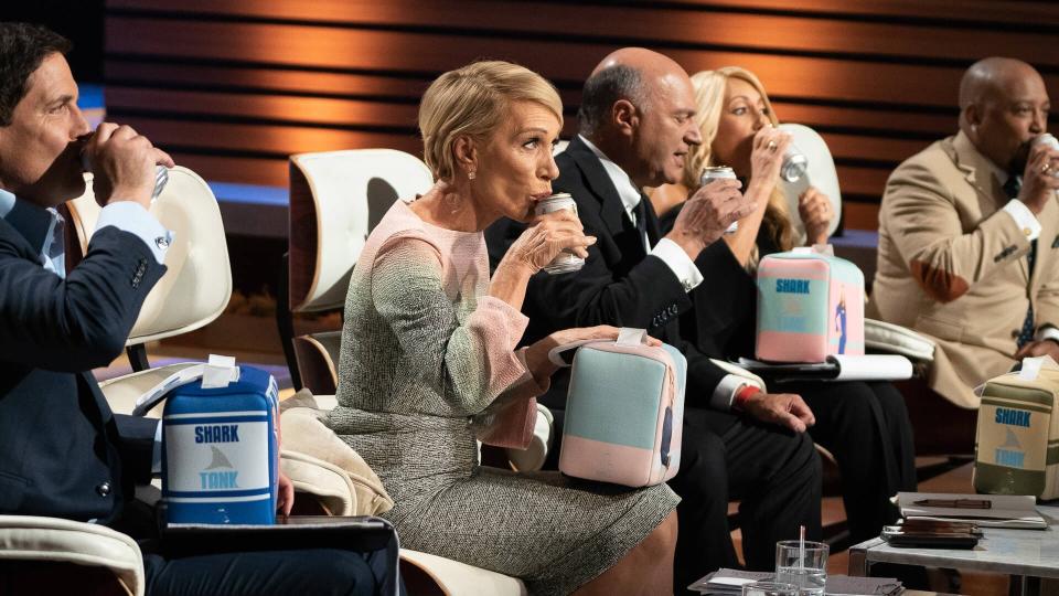 SHARK TANK - "1018" - First into the Tank is an entrepreneur from North Bergen, New Jersey, who introduces a traditional hand-held food snack from his Argentinian culture.