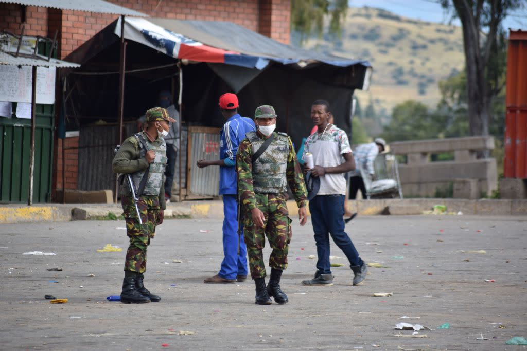 Lesotho soldiers are seen on the streets of Maseru  enforcing the lockdown ordered by Prime Minister Thomas Thabane. Source: Getty