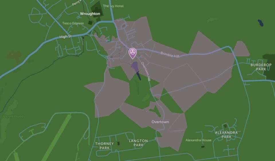 Swindon Advertiser: El mapa de energía SSEN en vivo de Wroughton muestra la interrupción no planificada en púrpura.