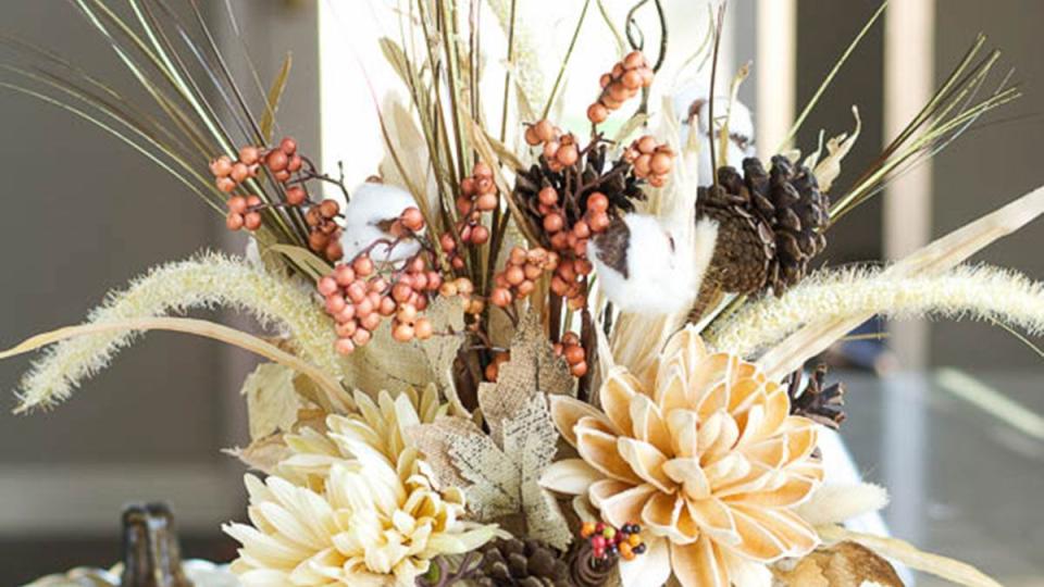 thanksgiving diy pumpkin vase