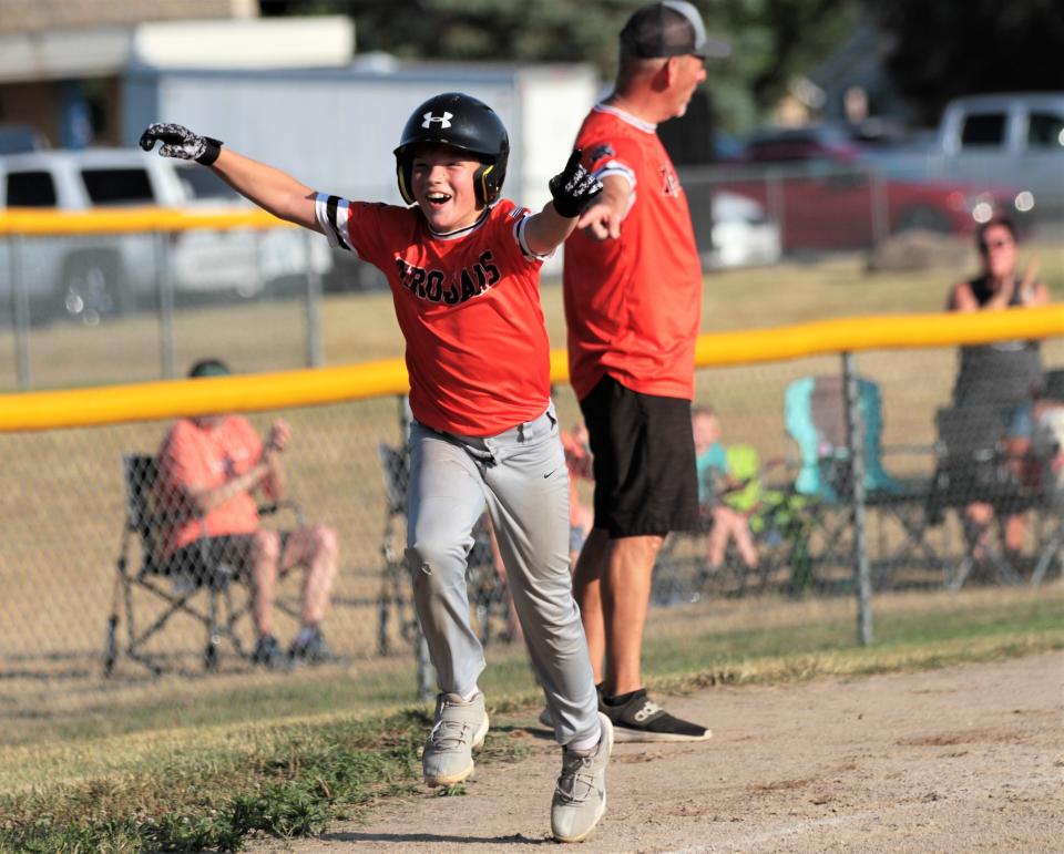 State Line Mechanical beat Century Bank & Trust in the finals of the 12U tournament for Trojan junior baseball on Saturday.