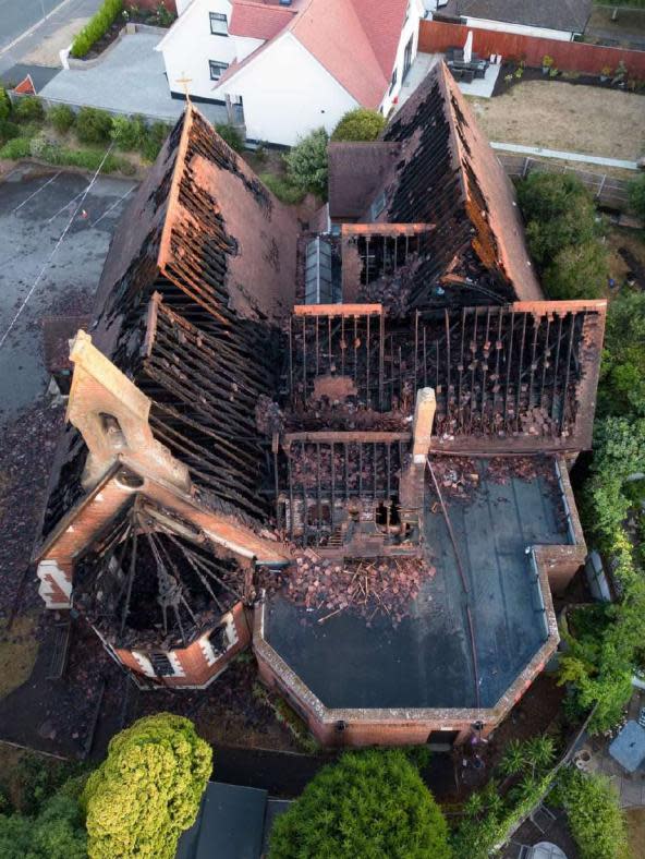 Bournemouth Echo: Damage to Mudeford All Saints