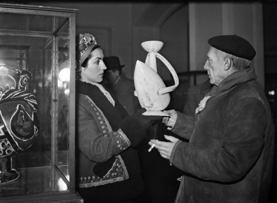 Gilot with Picasso in November 1948 (AFP/Getty)