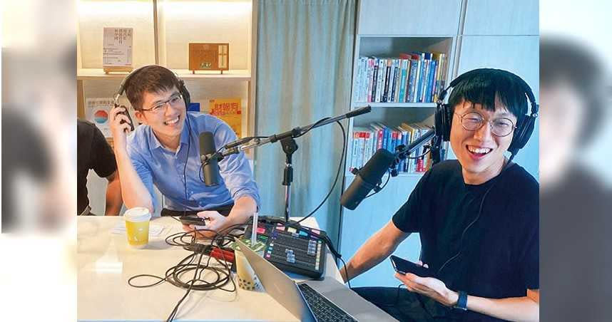 威宇參與錄製Podcast「財報狗」，曾邀請實業公司資金管理顧問Frank等專家上節目。（圖／威宇提供）