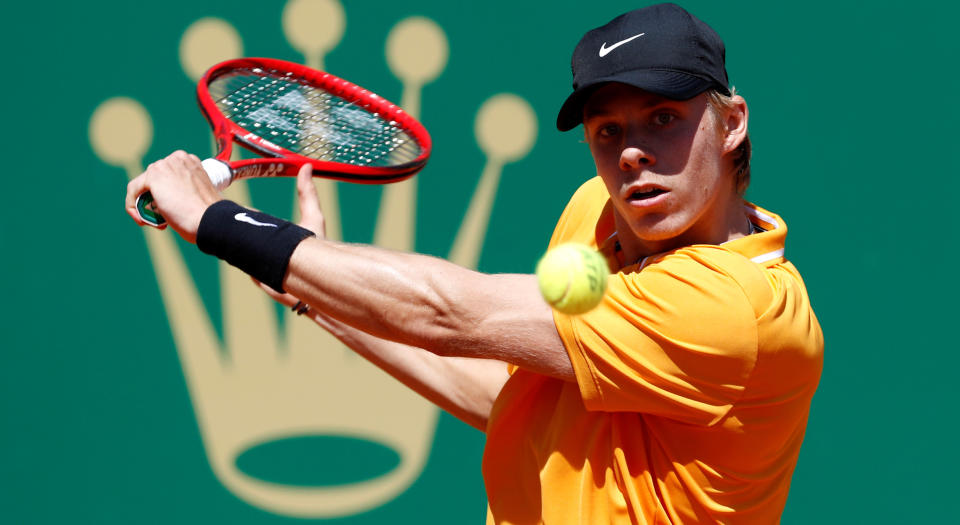 Will Denis Shapovalov to be the next James Bond? (REUTERS/Eric Gaillard)