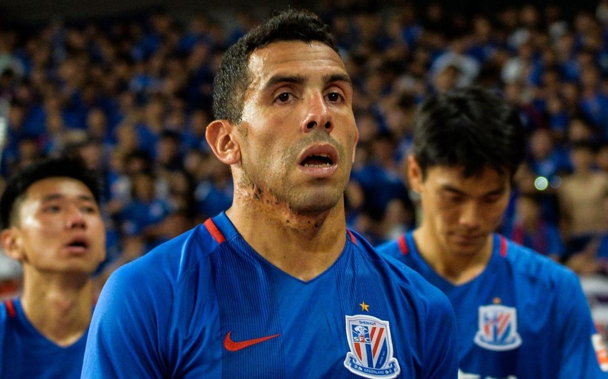 Carlos Tevez rushed to hospital with chest pains - Yahoo Sports