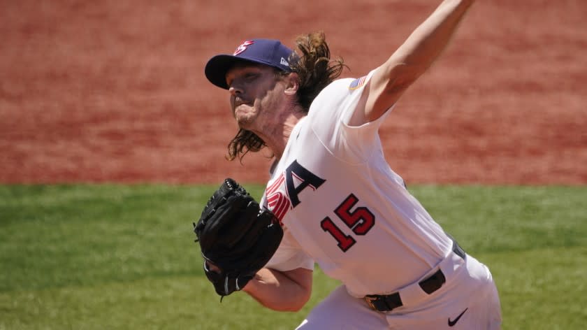 United States' Scott Kazmir pitches in the second inning of a baseball game.