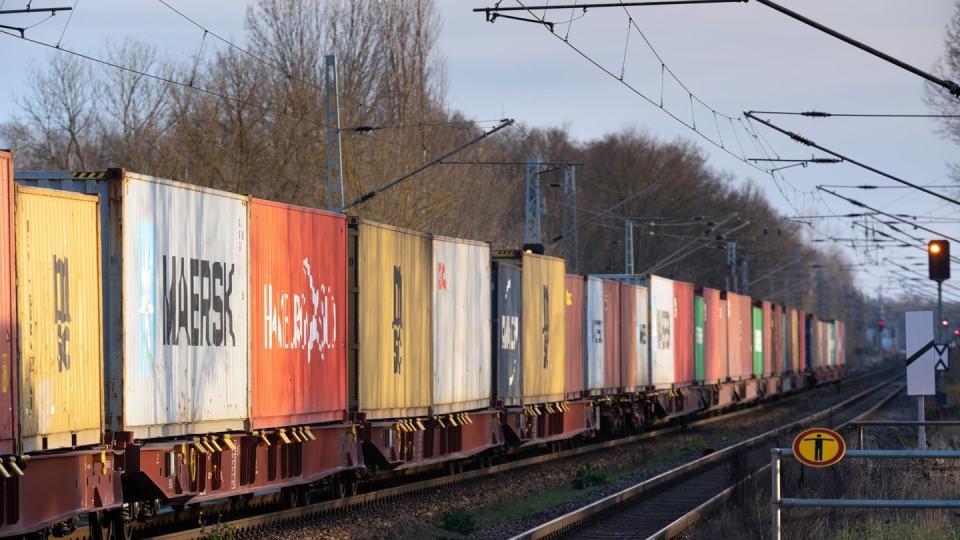 Lebensmittel-Transport auf Güterzügen könnte Staus auf den Straßen und an den Grenzen vermeiden helfen.