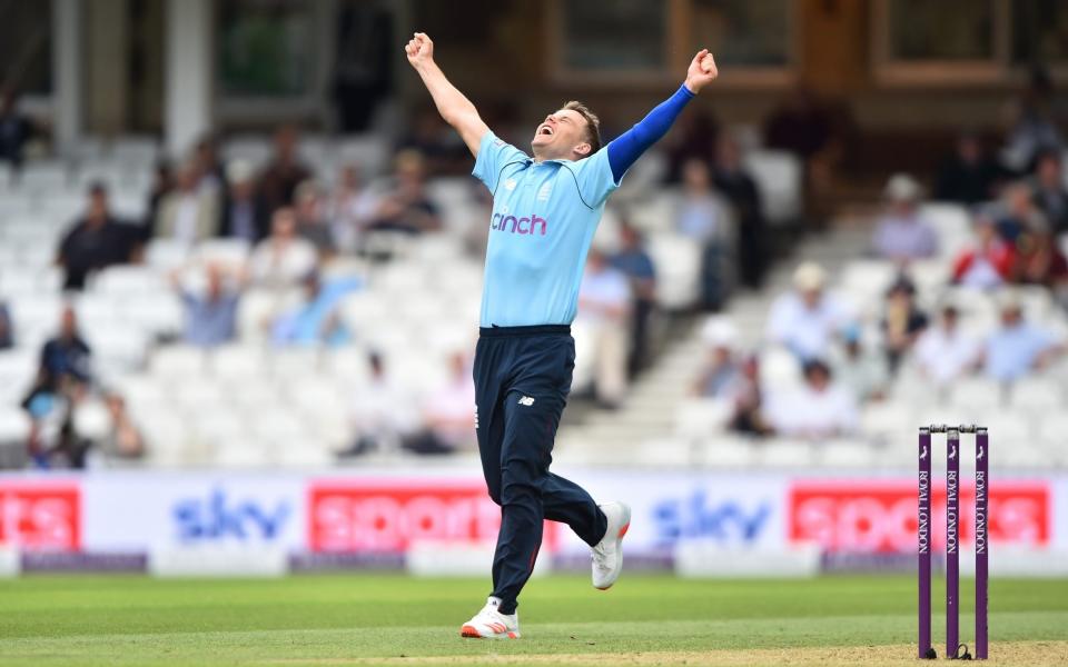 Sam Curran took five wickets as England won the second ODI to clinch the series - GETTY IMAGES