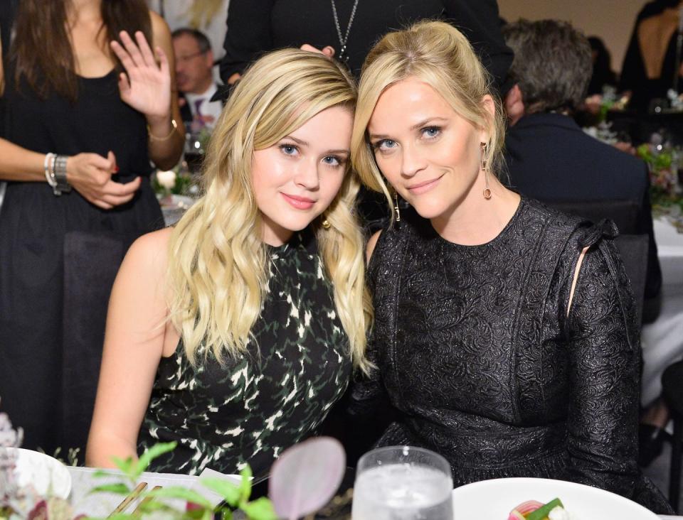 Reese Witherspoon and Ava Phillippe