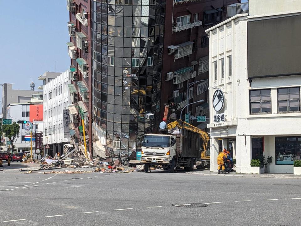 0403地震造成9死千傷 花蓮縣開放捐款專戶