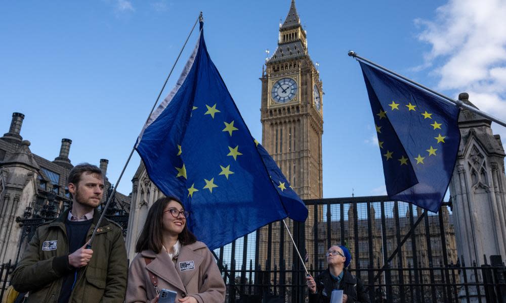 <span>Photograph: Carl Court/Getty Images</span>