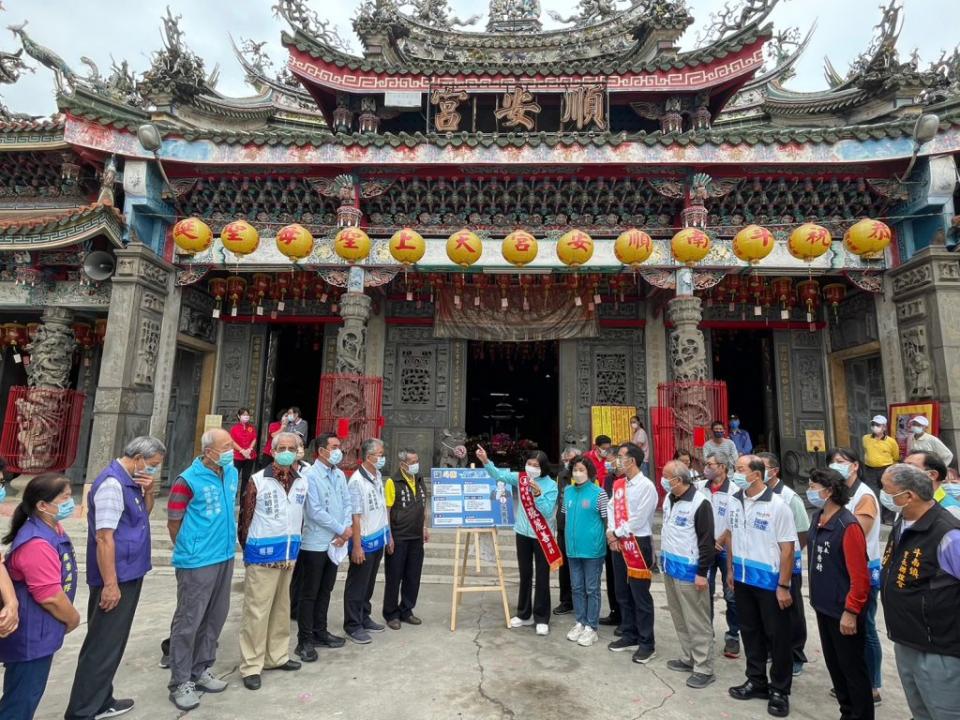 雲林縣長張麗善斗南上場願景親履巡迴，智慧物流冷鏈園區加速前進。（記者陳正芬攝）